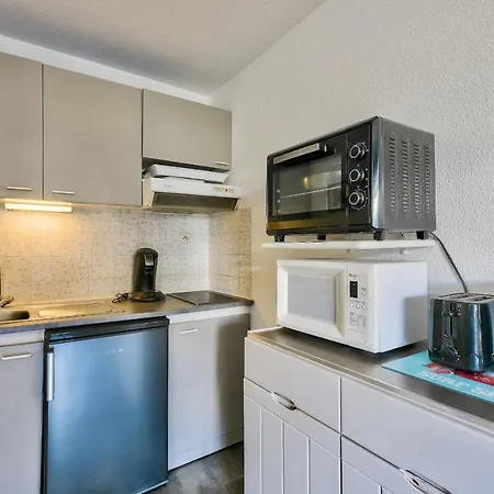 - A 200 M - 4 Pers & Terrasse Lacanau