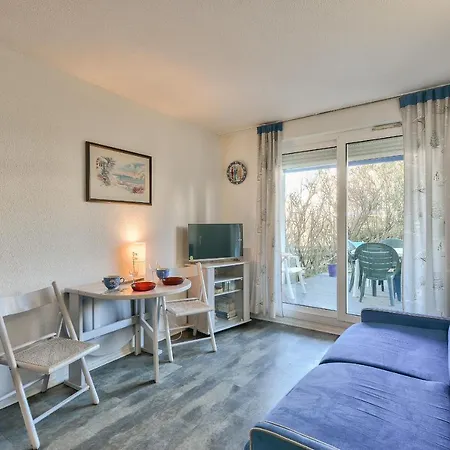 - A 200 M - 4 Pers & Terrasse *